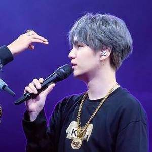 Meet your Posher, Layla